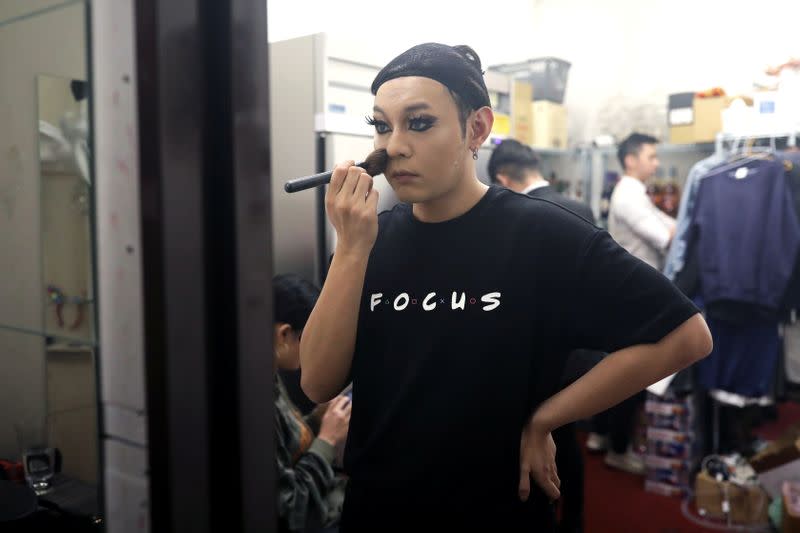 Taiwanese indigenous drag queens fight stigma