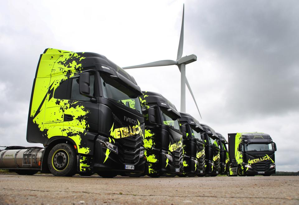 IVECO_SWay_Truck_Metallica_special_edition_3