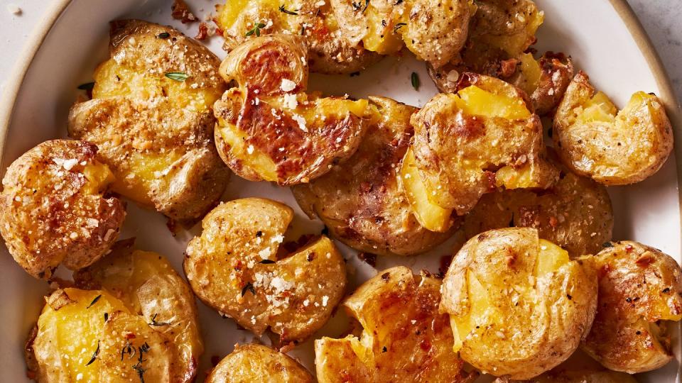 smashed baby potatoes with garlic and seasonings