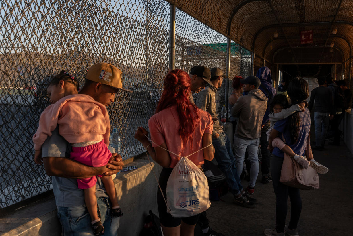 (Alejandro Cegarra/The New York Times)