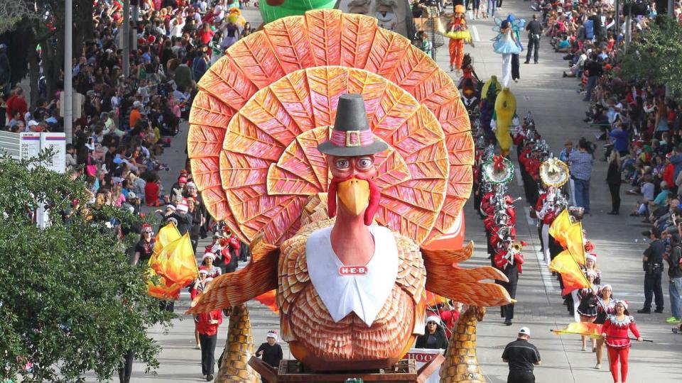 8 Best Thanksgiving Parades To See In The South