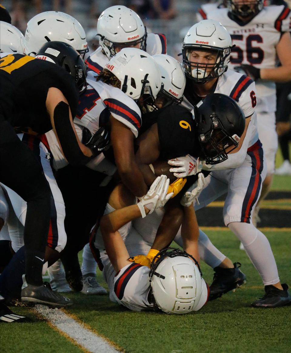 Estero visited Bishop Verot High School for a Spring football matchup on Friday, May 27, 2022.