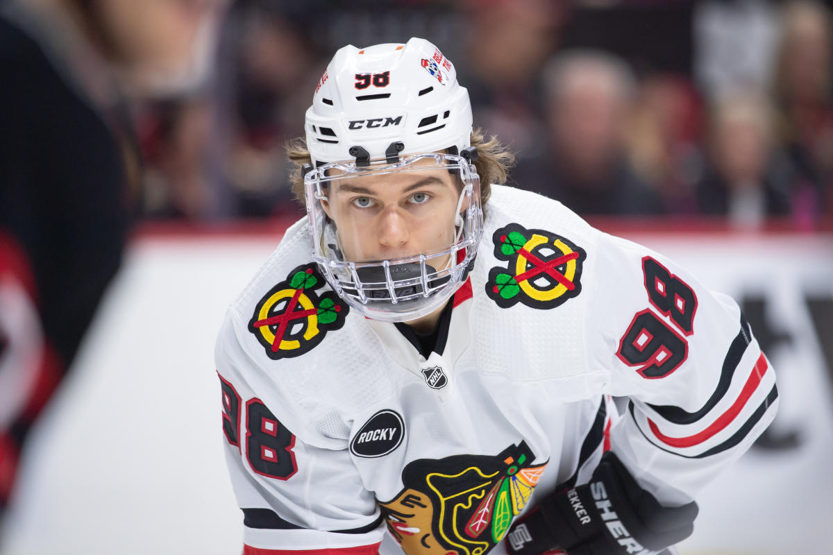 Blackhawks lock the rink, hide Connor Bedard's stick to try to keep him  from practicing: report - Yahoo Sports