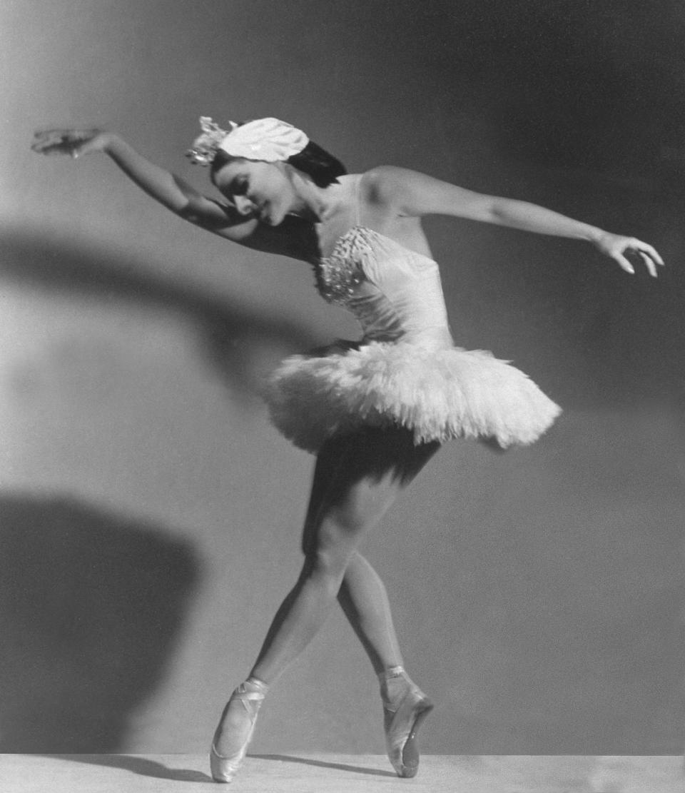 UNSPECIFIED - CIRCA 2000:  Photo of PAL001 Alicia ALONSO; Alicia Alonso, Prima Ballerina, Ballet Nacional de Cuba  (Photo by PALM/RSCH /Redferns)