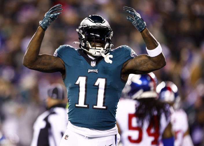 A.J. Brown and the Philadelphia Eagles will host the NFC championship game. (Photo by Kevin Sabitus/Getty Images)