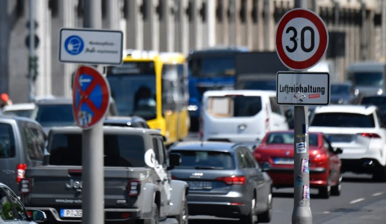 Im Februar hat die Polizei in Deutschland rund drei Prozent weniger Verletzte bei Verkehrsunfällen erfasst als im Vorjahresmonat. (Tobias Schwarz)