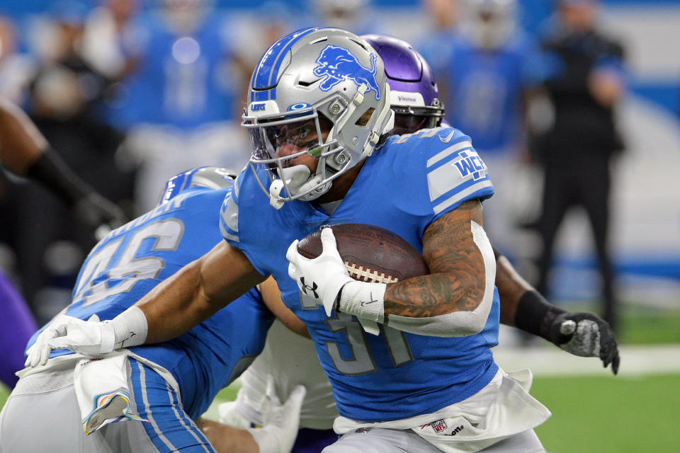 Detroit Lions running back Ty Johnson (31) runs the ball during the first half of an NFL football game against the Minnesota Vikings in Detroit, Michigan USA, on Sunday, October 20, 2019 (Photo by Jorge Lemus/NurPhoto via Getty Images)