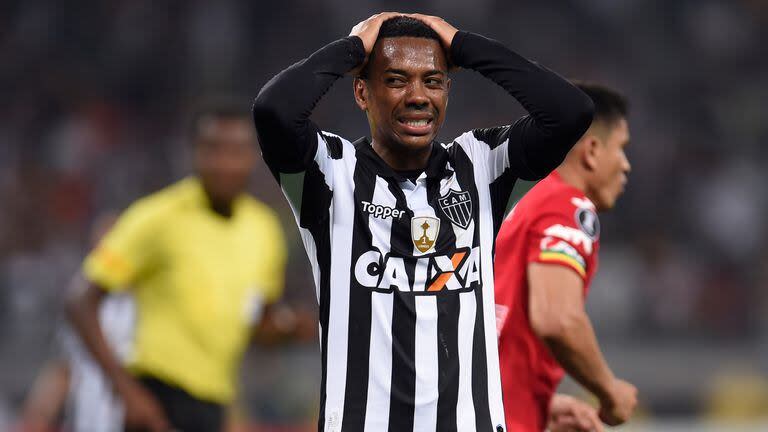 La justicia italiana confirmó la sentencia de nueve años de prisión para el brasileño Robinho