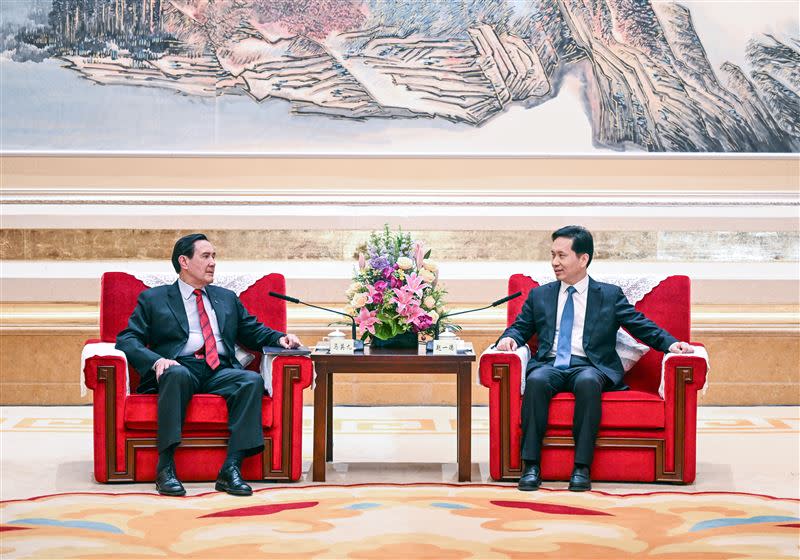 馬英九(左)和陝西省委書記趙一德(右)會面。(圖/馬英九基金會提供)