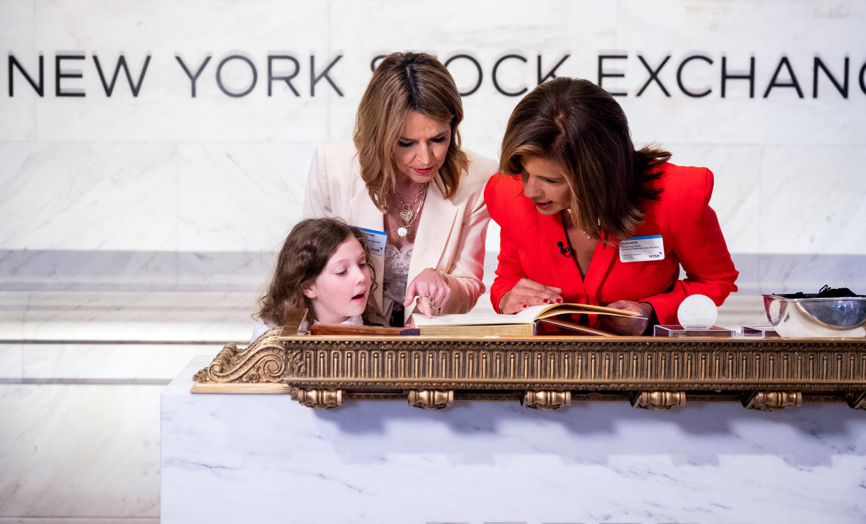 Savannah, daughter Vale, and Hoda at the New York Stock Exchange. (Nathan Congleton / TODAY)