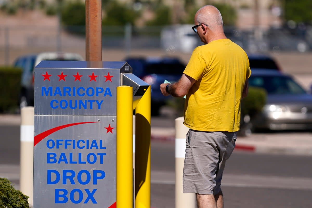 ARIZONA-BUZONES ELECTORALES (AP)