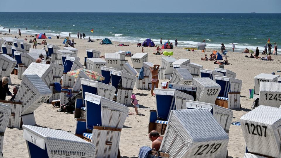 Wie hier auf Sylt startet an diesem Wochenende mit Beginn der Sommerferien in vielen Bundesländern die Hochsaison.