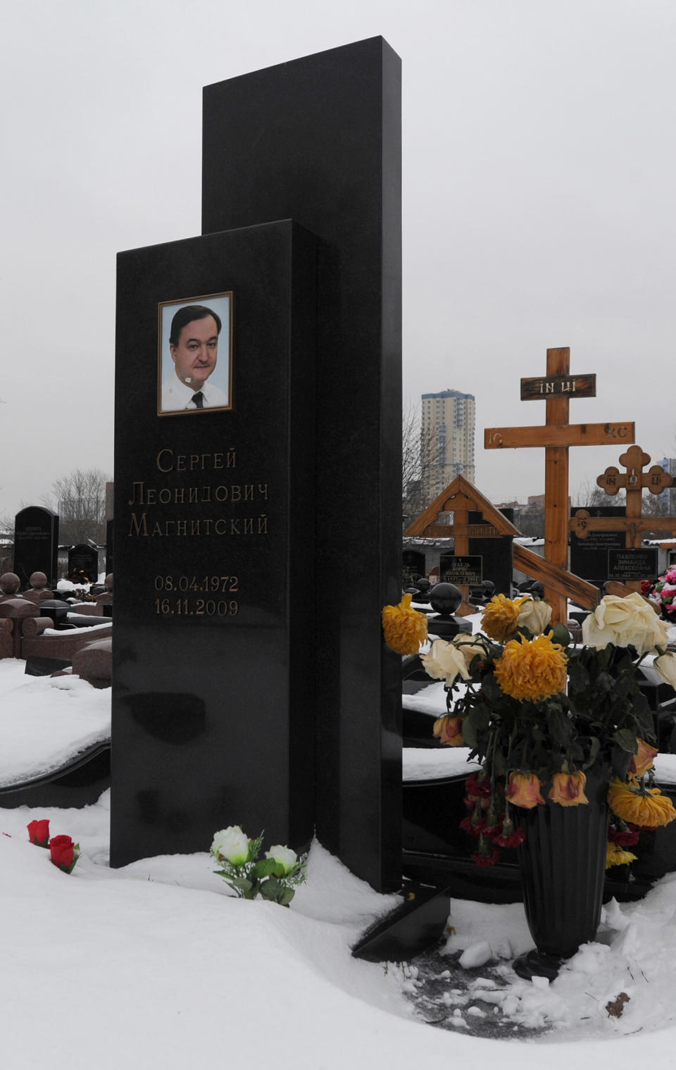 The grave of Russian lawyer Sergei Magnitsky at the Preobrazhenskoye cemetery in Moscow on Dec. 7, 2012.<span class="copyright">Andrey Smirnov—AFP/Getty Images</span>