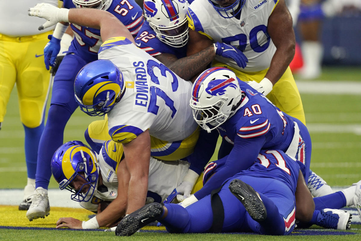 Buffalo Bills Pass Rush Wrecks Rams Offense, Sacks Matthew Stafford 7 Times  - LAFB Network