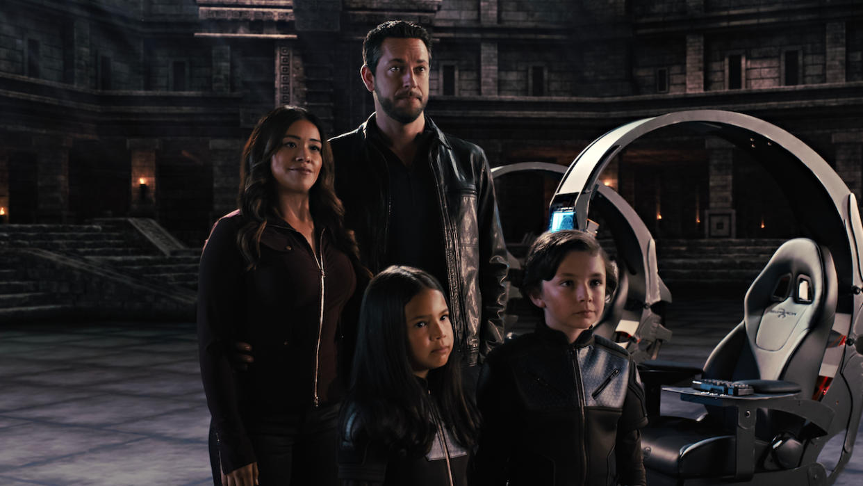  Spy Kids: Armageddon main cast of kids and their parents. 