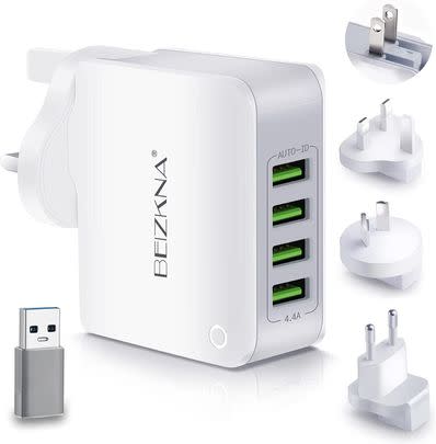 Use this four USB port plug wherever you are in the world, with its four interchangeable worldwide adapters