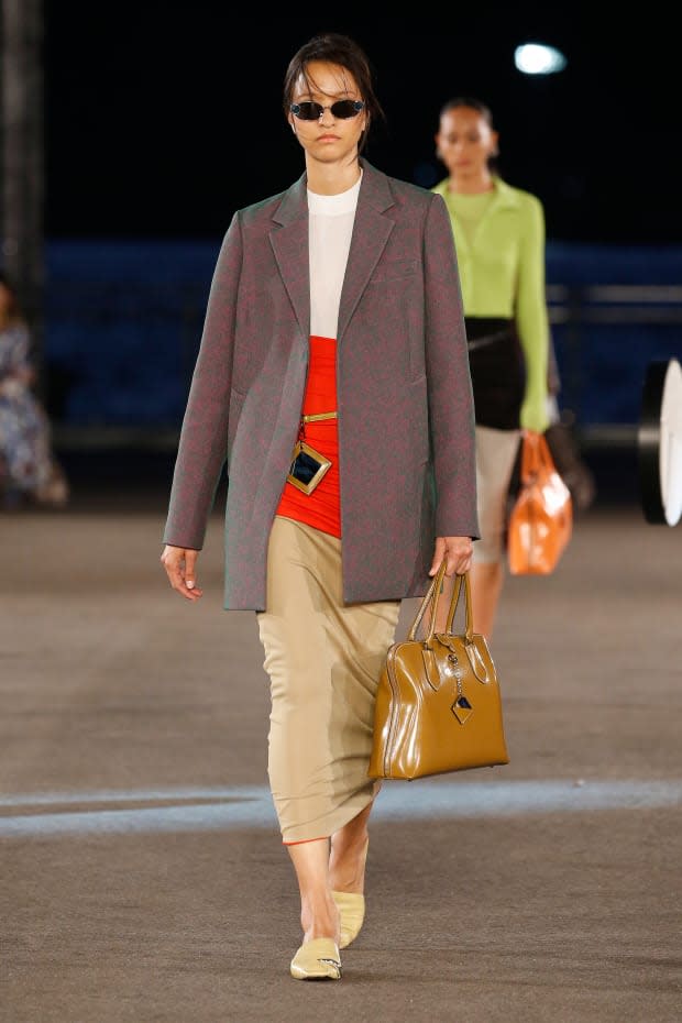 <p>A look from the Tory Burch Spring 2023 collection. <em>Photo: Courtesy of Tory Burch</em></p>