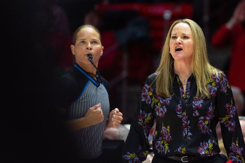 Utah coach Lynne Roberts, right, yells during a game between the Utes and Stanford at the Jon M. Huntsman Center in Salt Lake City on Friday, Jan. 12, 2024. | Megan Nielsen, Deseret News