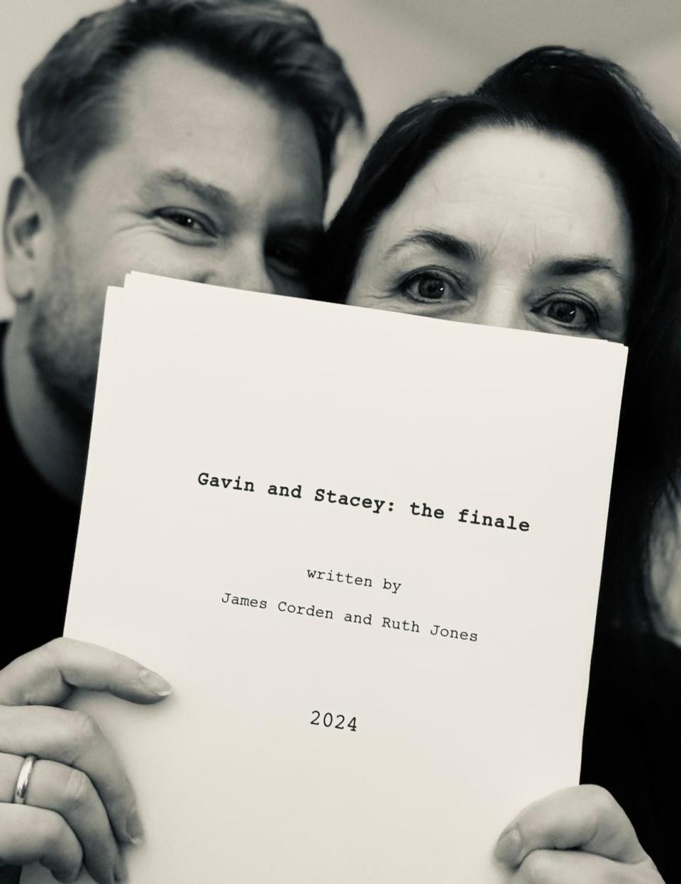 James Corden and Ruth Jones holding a script for 'Gavin and Stacey: The Finale'