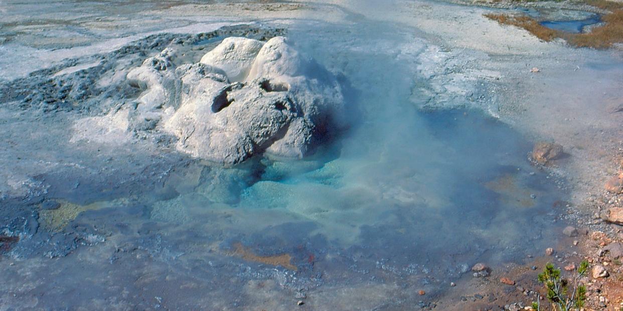 Minuteman Geyser Pool in Shoshone Geyser Basin at Yellowstone National Park