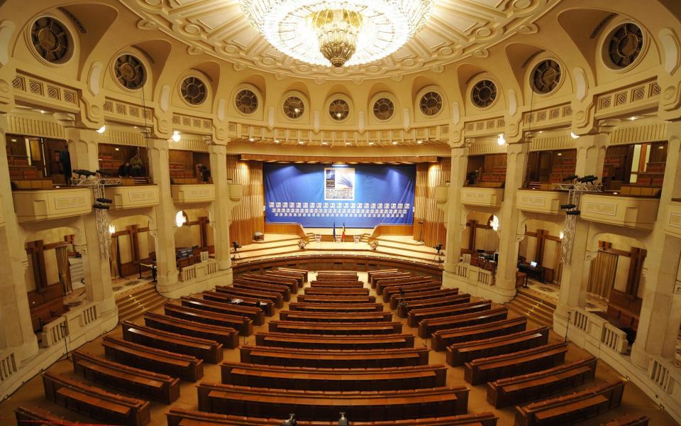 The former theater is used for important press conferences, for example during the NATO summit in 2008