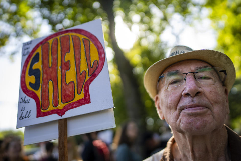 Protestors blocked a highway during a climate protest of Extinction Rebellion and other activists near the Dutch parliament in The Hague, Netherlands, Saturday, Sept. 9, 2023. (AP Photo/Peter Dejong)