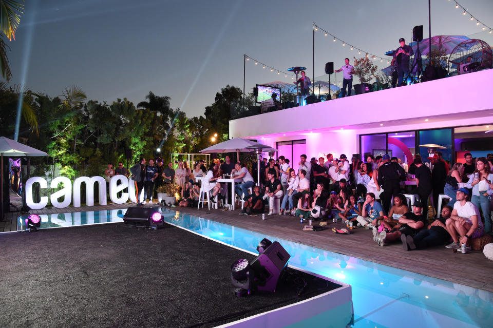 BEVERLY HILLS, CALIFORNIA - FEBRUARY 13: Guests attend the Big Game Watch Party at the Cameo Villa on February 13, 2022 in Beverly Hills, California. (Photo by Michael Kovac/Getty Images for Cameo)