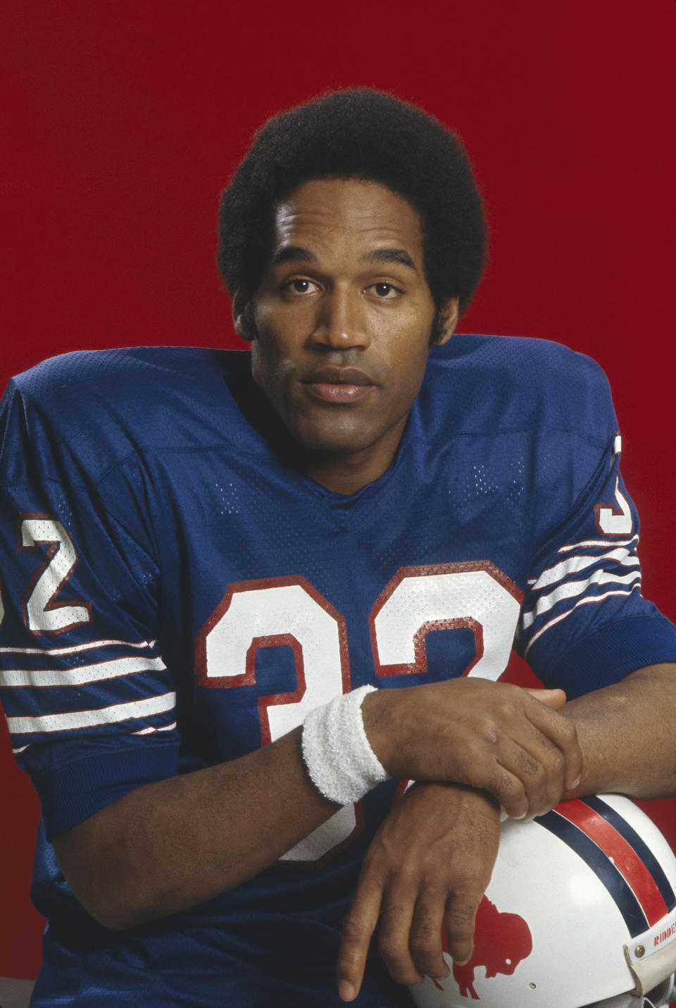 OJ Simpson en un retrato cuando era jugador de fútbol americano en los '70.  (Photo by Focus on Sport via Getty Images)