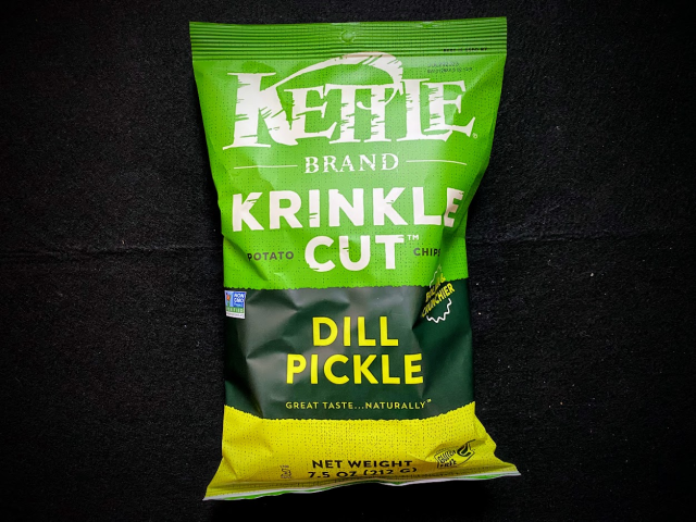 Kettle Brand Krinkle Cut Dill Pickle Potato Chips, 7.5 oz