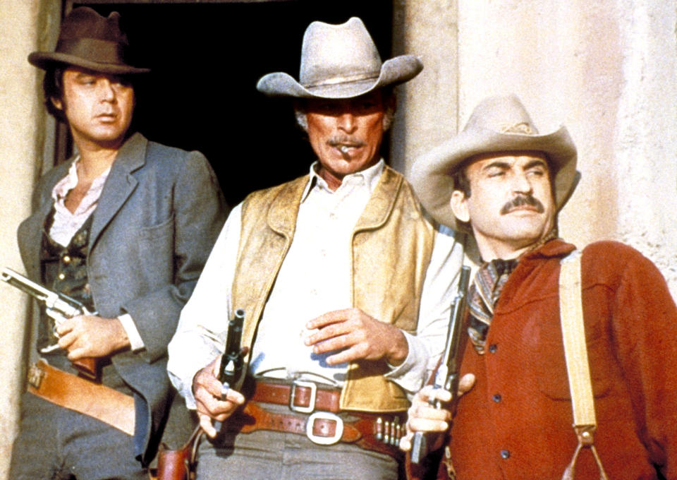 Michael Callan, Lee Van Cleef, James B. Sikking in ‘The Magnificent Seven Ride’