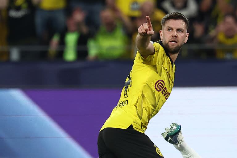 Niclas Füllkrug, potencia ofensiva para Borussia Dortmund, finalista de la Champions League y que ante Mainz 05 intentará asegurarse disputar la Orejona en la próxima temporada.