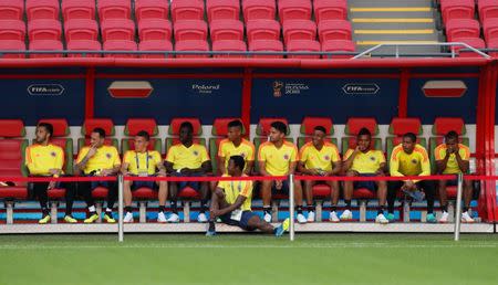 Soccer Football - World Cup - Colombia Training - Kazan Arena, Kazan, Russia - June 23, 2018 Colombia players before training REUTERS/John Sibley