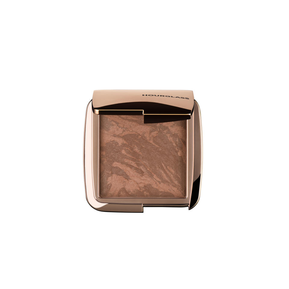 Hourglass Ambient Lighting Bronzer_Radiant Bronze Light.jpg