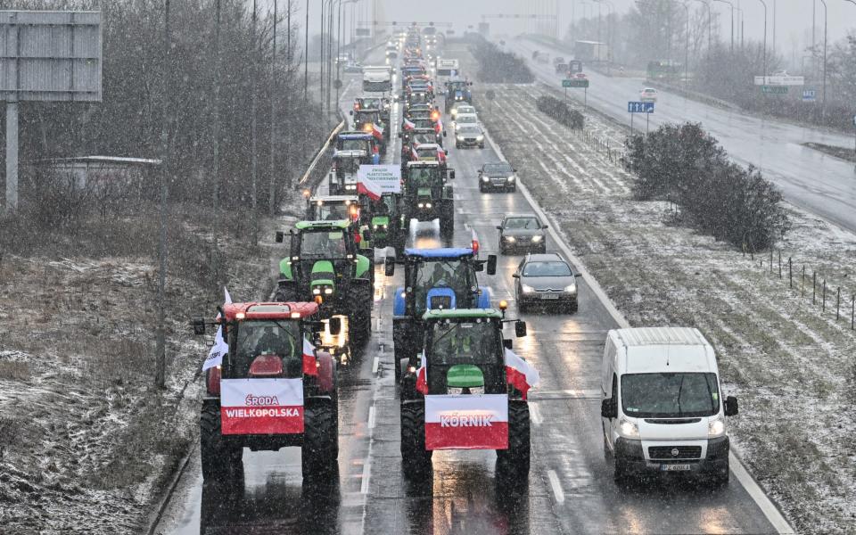 Hundreds of farmers have driven their tractors onto the motorway in Poland in protest against EU agricultural reforms and Ukrainian imports
