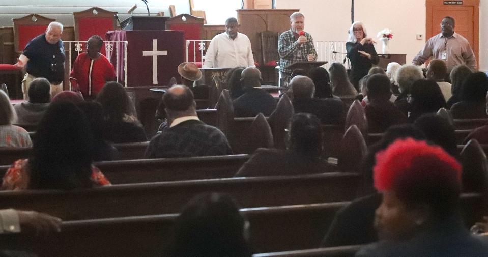 FEMA and Daytona Beach officials spoke to Midtown neighborhood residents impacted by flooding from Tropical Storms Ian and Nicole Monday night at Mount Bethel Baptist Church.