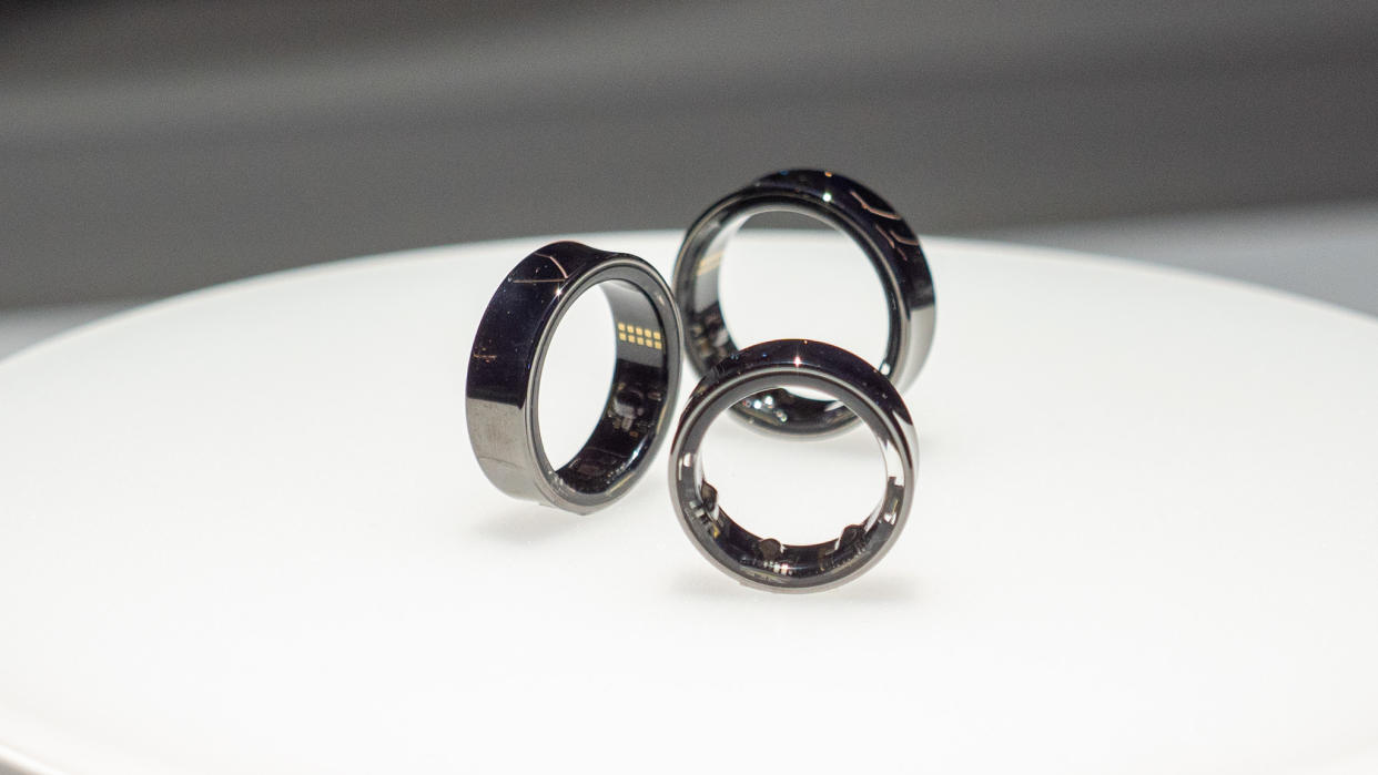  Eyes on with the Samsung Galaxy Ring at MWC 2024. 