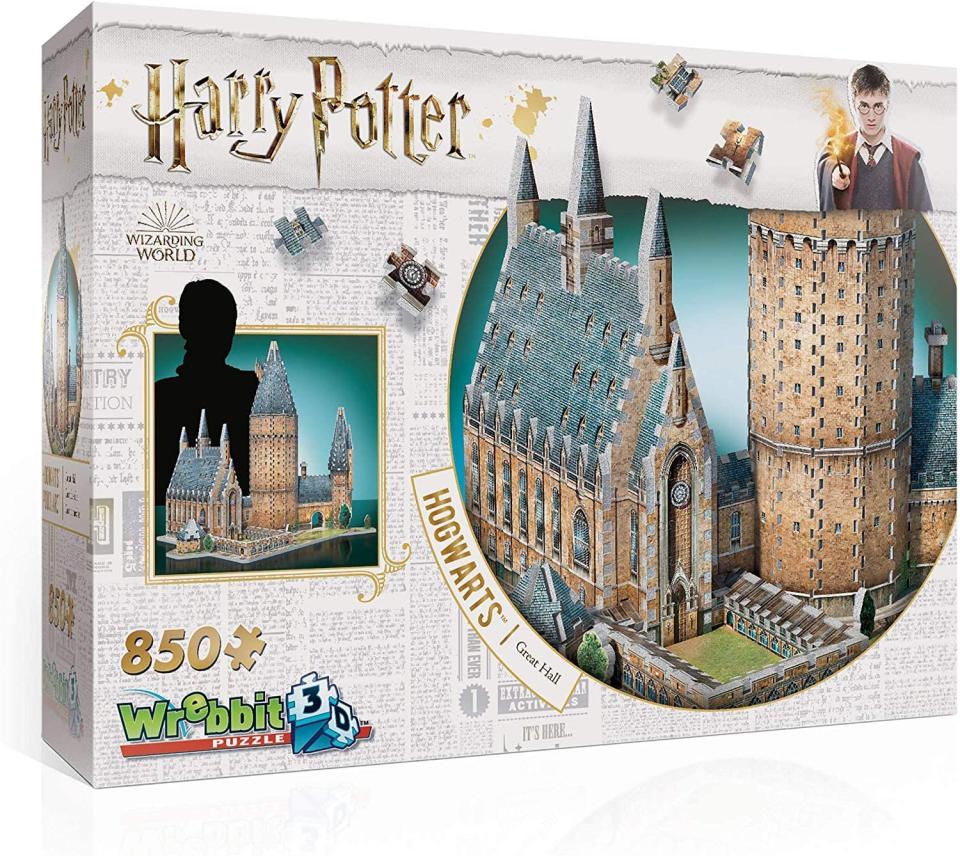 3D Hogwarts Great Hall 3D Puzzle. Image via Amazon.
