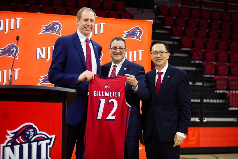 New NJIT basketball coach Grant Billmeier (left) with AD Lenny Kaplan (center) and school president Teik C. Lim