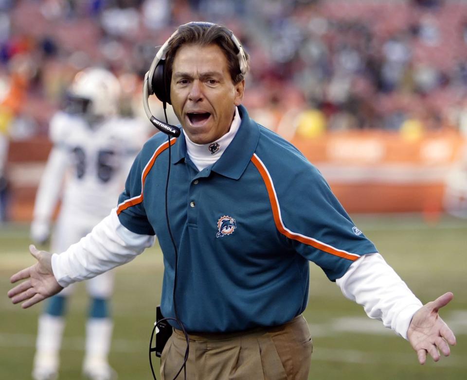 Miami Dolphins coach Nick Saban complains about a call in the fourth quarter of the Dolphins' 22-0 loss to the Cleveland Browns on Sunday, Nov. 20, 2005, in Cleveland. (AP Photo/Amy Sancetta) ORG XMIT: CDS106 ORG XMIT: MER0511202022234139 ORG XMIT: MER0706201605033329