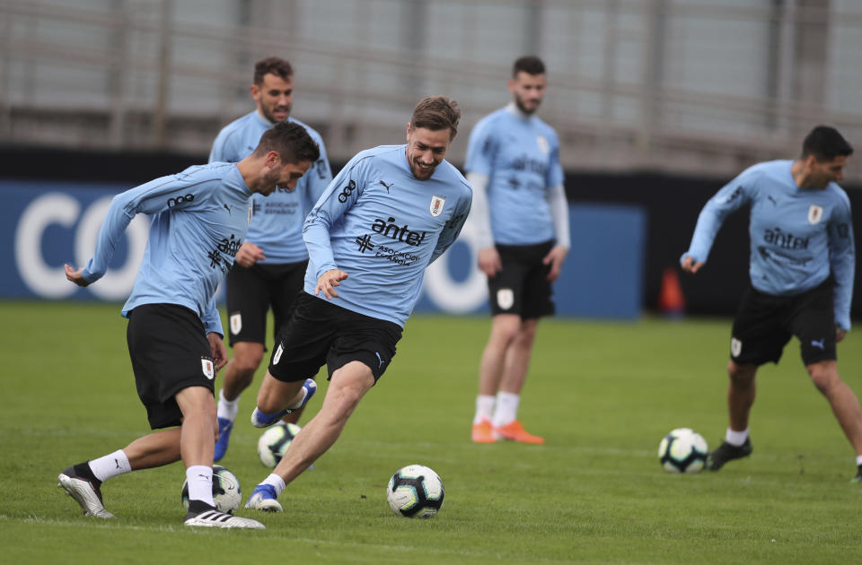 Uruguay soccer player during a practice session in Porto Alegre, Brazil, Wednesday, June 19, 2019. Uruguay will face Japan tomorrow in a Copa America Group C soccer match. (AP Photo/Edison Vara)