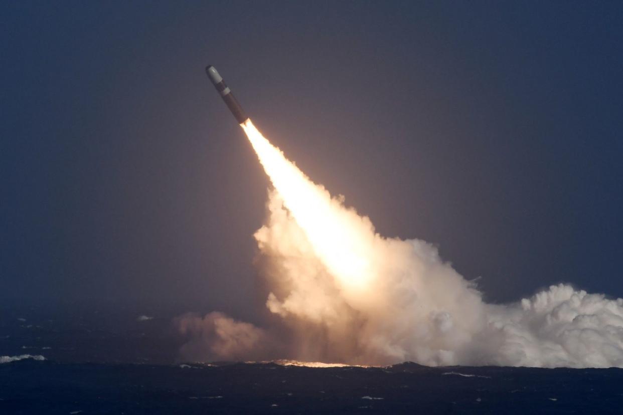 pacific ocean june 15, 2022 – an unarmed trident ii d5 life extension d5le missile launches from ohio class ballistic missile submarine uss kentucky ssbn 737 during a commander evaluation test cet off the coast of southern california the primary objective of a cet is to validate performance expectations of the trident ii d5le strategic weapon system sws on boats that are strategically deployed this test concluded the d5le cet population flights for the ohio class ssbn future tests will be follow on commander evaluation tests fcet and are required as part of rigorous readiness testing through the remainder of the ohio class ssbn service life to ensure the sws remains fully capable on strategically deployed boats during this era of global strategic competition, the viability of the current sws remains vital to the navy’s overall mission of sea based strategic deterrence sbsd ensuring the most sustainable leg of the us nuclear triad as the nuclear triad modernizes, the new columbia class ssbn—which is designed to provide sbsd capability into the year 2084—will be initially outfitted with the d5le sws each new columbia class boat will complete a demonstration and shakedown operation daso as part of the process to certify the boat for the strategic deterrence mission us navy photoreleased