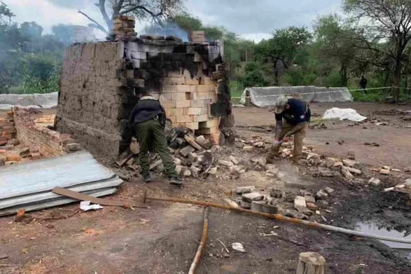 Ladrillera en en privada el Sabino al cruce con camino Real de Zacatecas, Lagos de Moreno, Jalisco. (Foto: Fiscalía Jalisco)