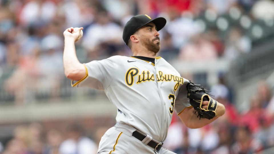 Pittsburgh Pirates starting pitcher Zach Thompson works in the first inning of a baseball game against the Atlanta Braves, Saturday, June 11, 2022, in Atlanta. (AP Photo/Hakim Wright Sr.)