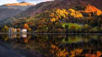 <p>One of the most scenic spots in the UK, the Lake District is the perfect place to soak up the glorious colours of autumn. Located in the heart of Cumbria, this slice of paradise is famous for its beautiful lakes and mountainous fells. </p><p><a class="link " href="https://www.visitcumbria.com/" rel="nofollow noopener" target="_blank" data-ylk="slk:BOOK VISIT;elm:context_link;itc:0">BOOK VISIT</a> </p>