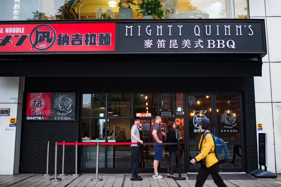 「Mighty Quinn’s Barbeque麥笛昆餐廳」座落於仁愛圓環，開張快滿2年。
