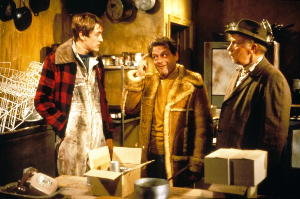 ONLY FOOLS AND HORSES (TV - 1981) CREDIT BBC NICHOLAS LYNDHURST, DAVID JASON, LENNARD PEARCE OFAH 004