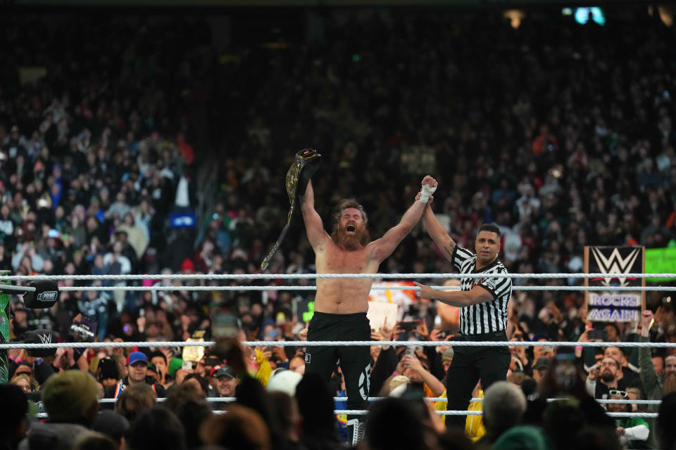 Intercontinental Championship match between GUNTHER and Sami Zayn during Wrestlemania XL on April 6, 2024, at Lincoln Financial Field in Philadelphia.