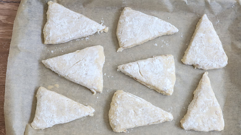 unbaked scones on baking sheet