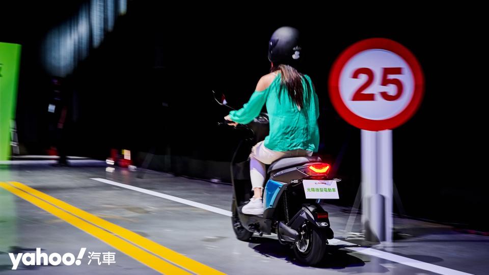 最高時速25km/h的微型電動二輪車未來不僅需強制領牌，相關道交條例也同樣適用。