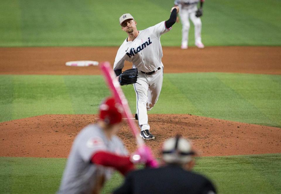 Miami Marlins starting pitcher Braxton Garrett (29) pitches during the fifth inning of a baseball game between the Miami Marlins and the Cincinnati Reds on Sunday, May 14, 2023, at loanDepot Park in Miami. Alie Skowronski/askowronski@miamiherald.com